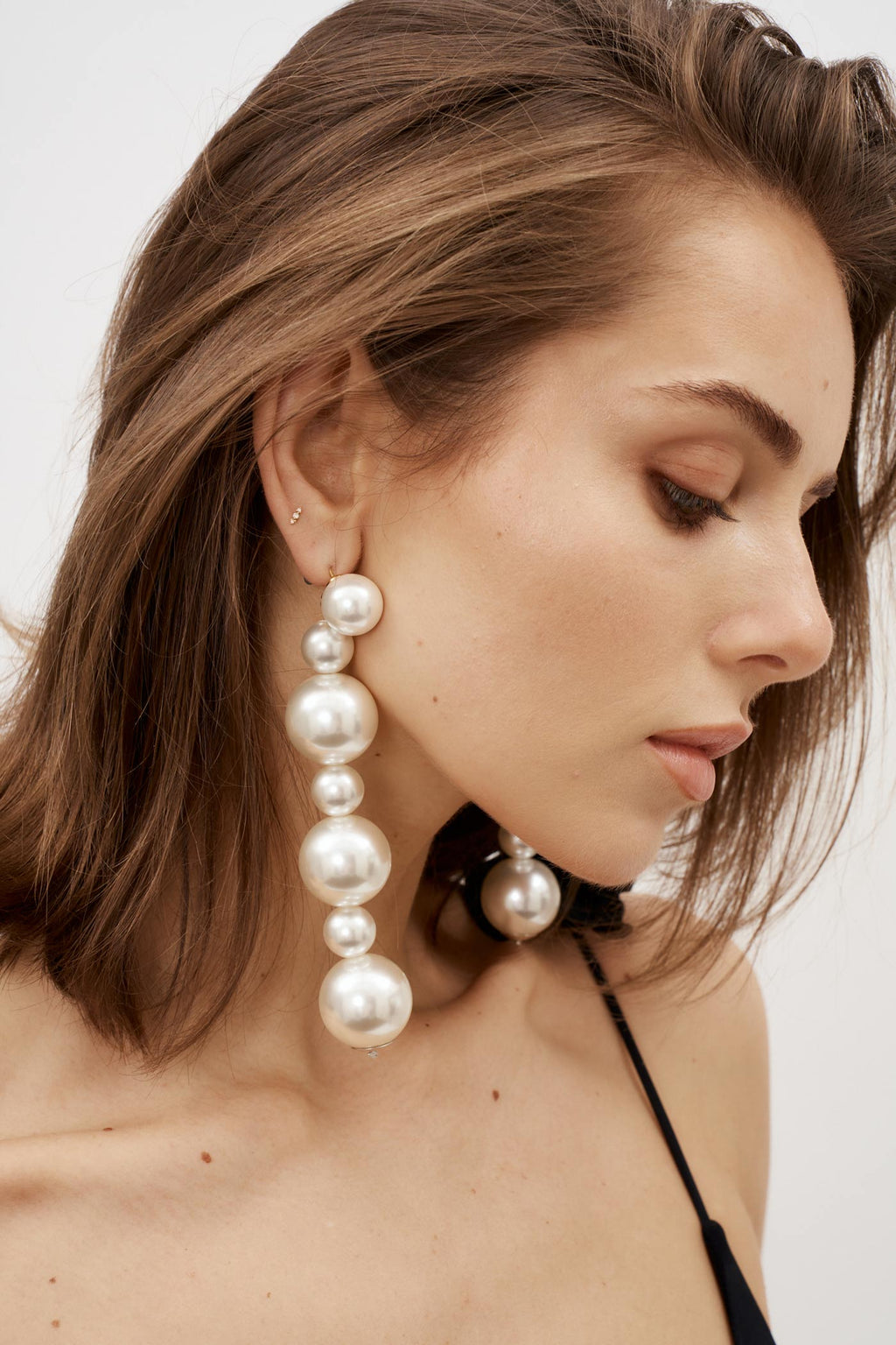 Asymmetrical Pearl Strand Earrings - Désordre Boutique