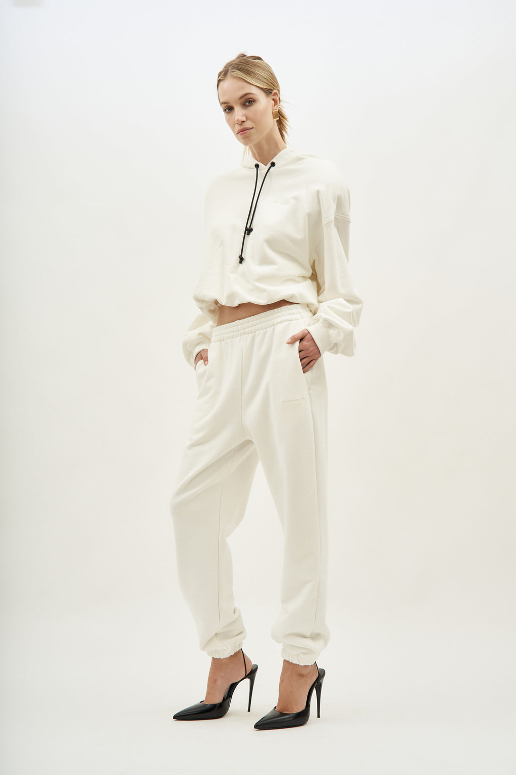 Bushra White Jogger Pants - Désordre Boutique