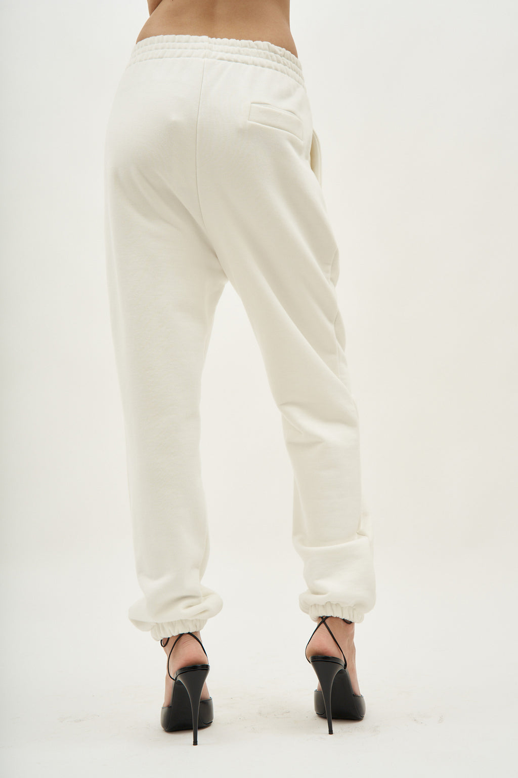 Bushra White Jogger Pants - Désordre Boutique