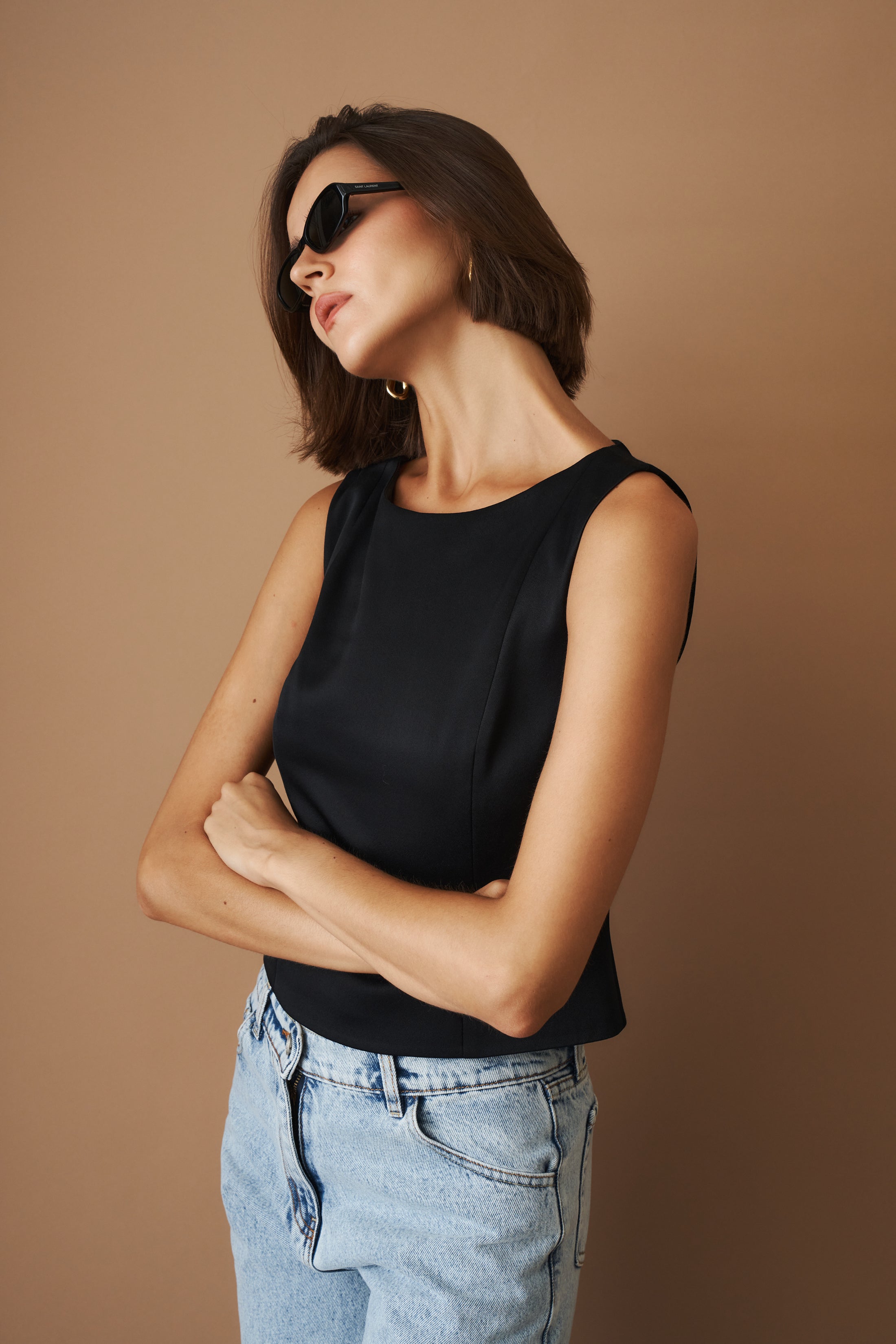 DÉSORDRE Hargrave Top in neutral fabric, featuring a relaxed fit with short sleeves and a round neckline.