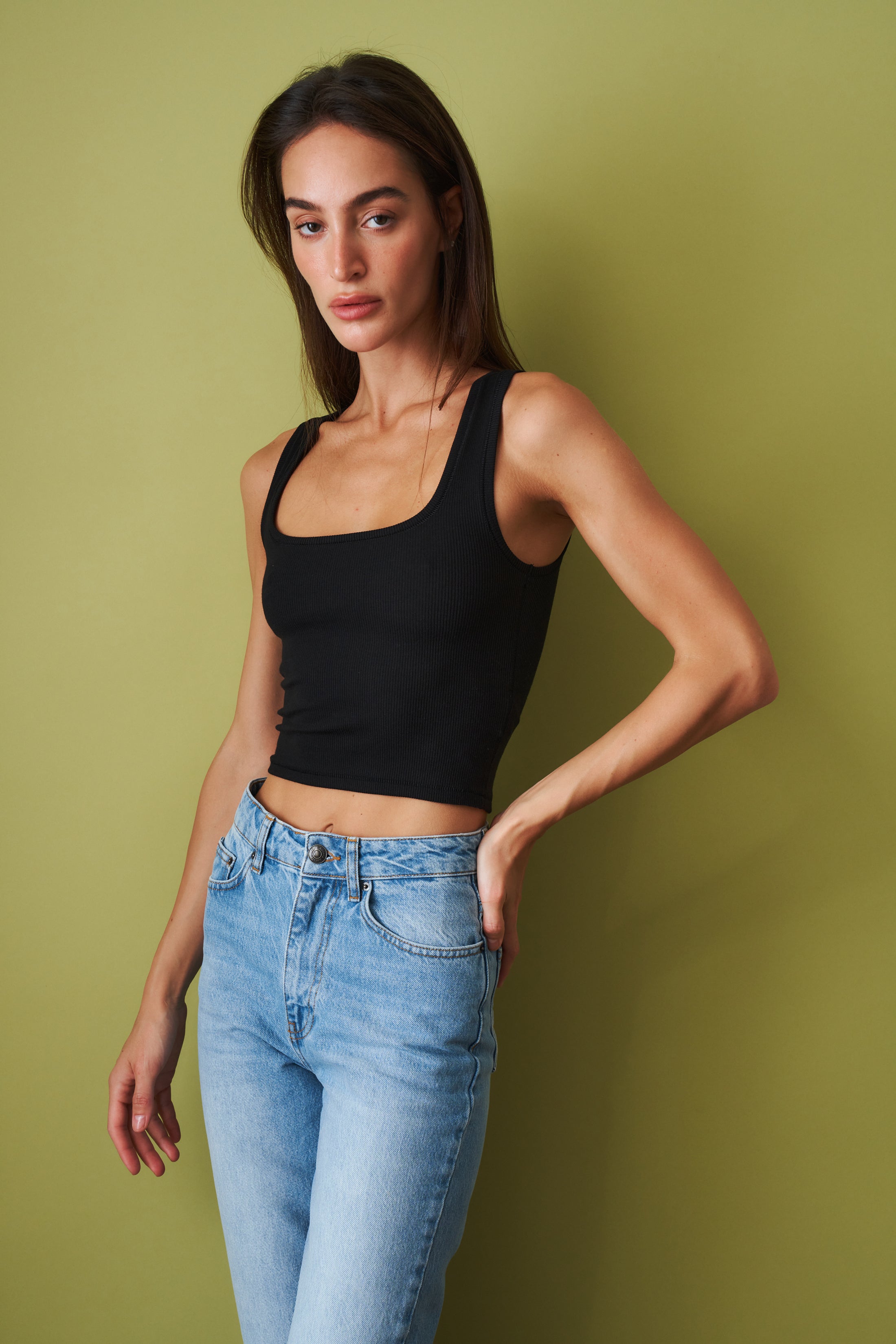 Square Neck Tank Black - DÉSORDRE