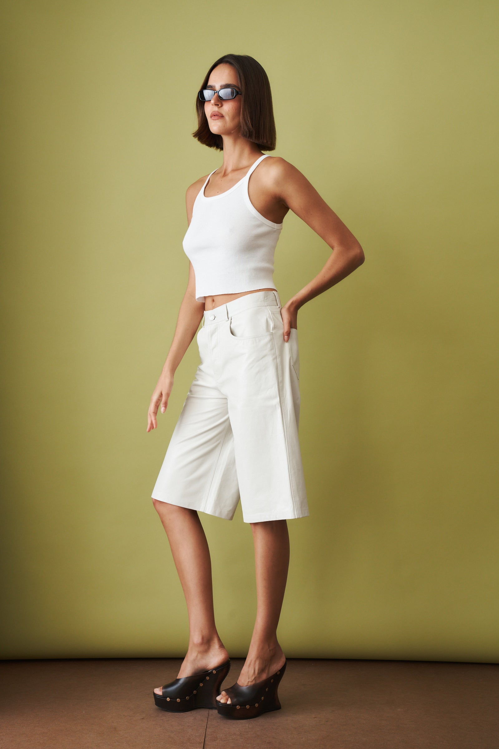 Becky Leather Short White - DÉSORDRE