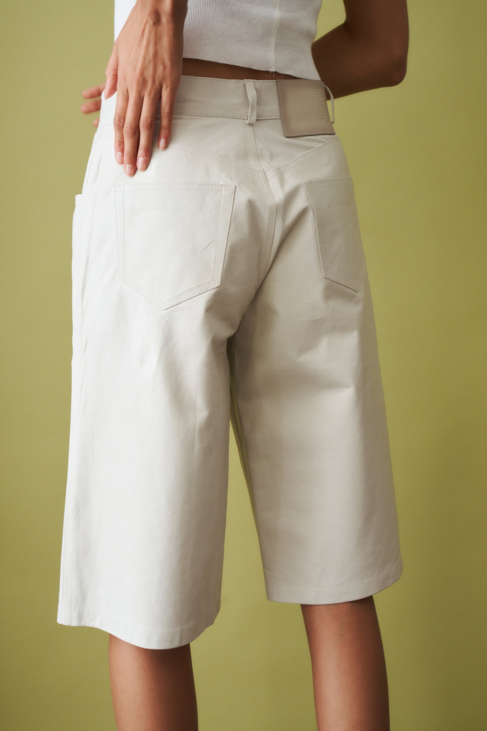 Becky Leather Short White - DÉSORDRE