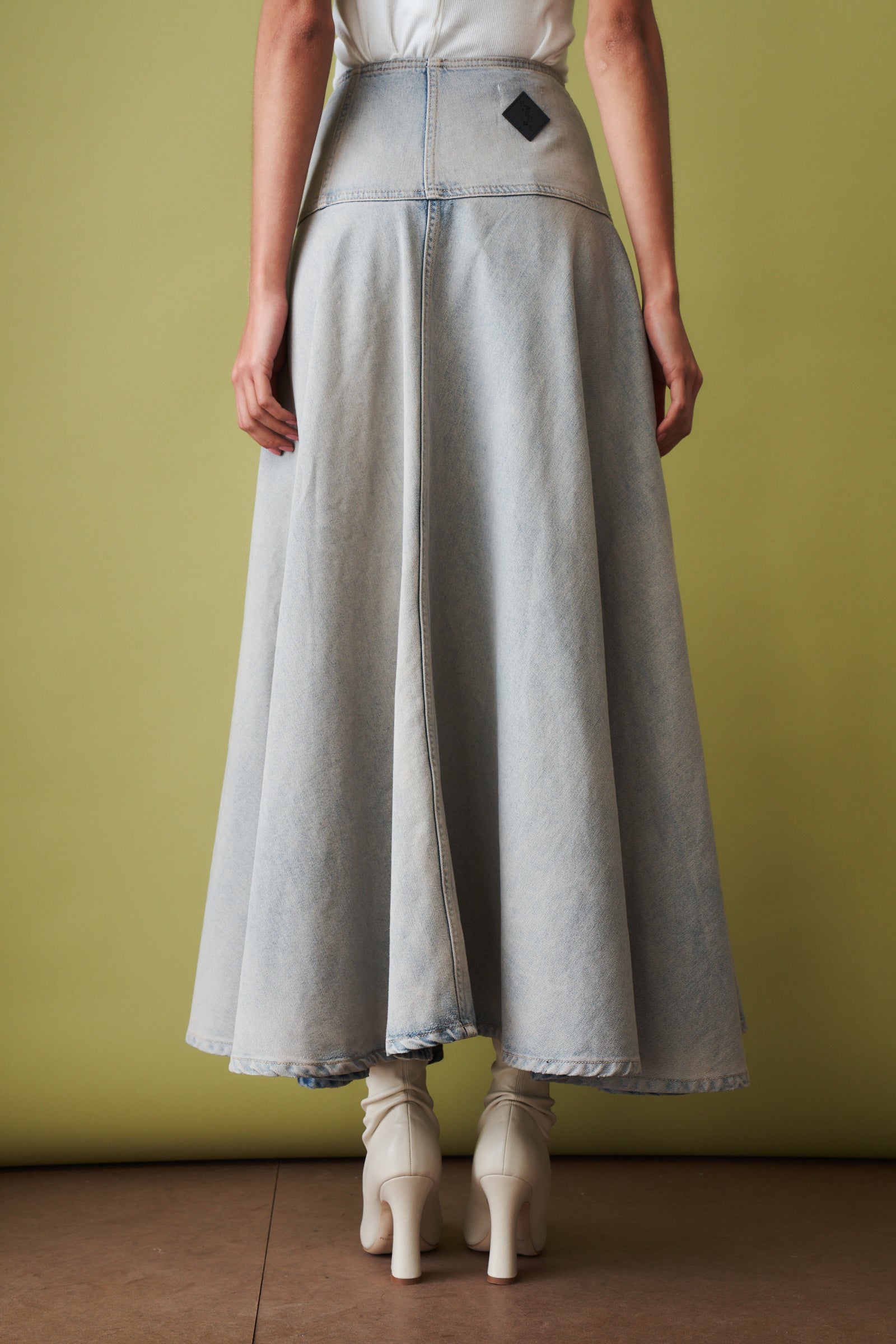 Temple Light Space Maxi Skirt - DÉSORDRE