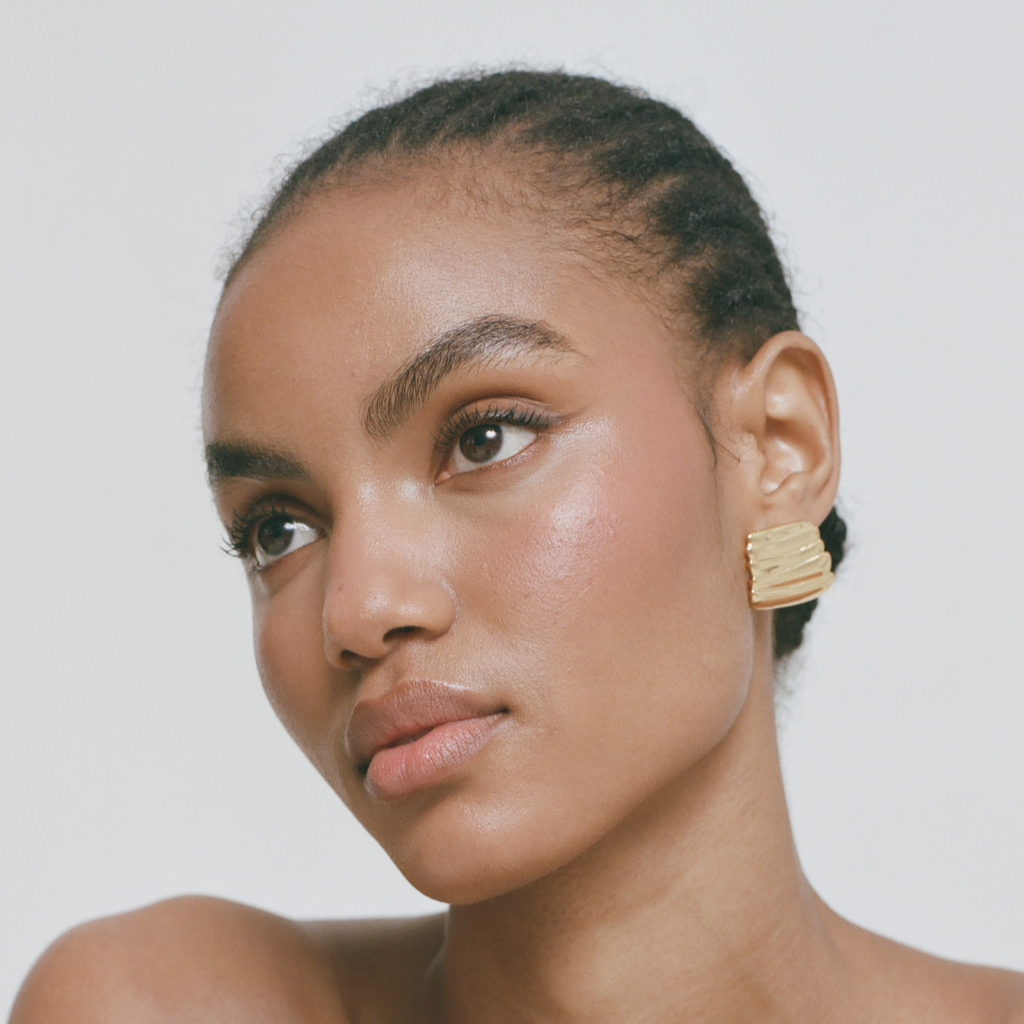 Vase Gold Earrings