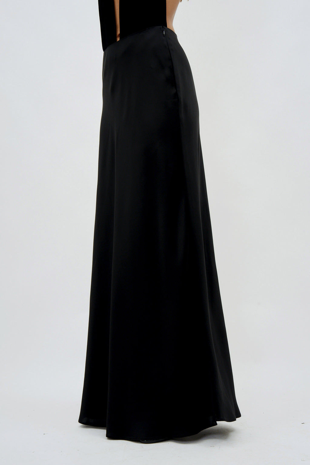 Kiri Maxi Black Skirt - Désordre Boutique