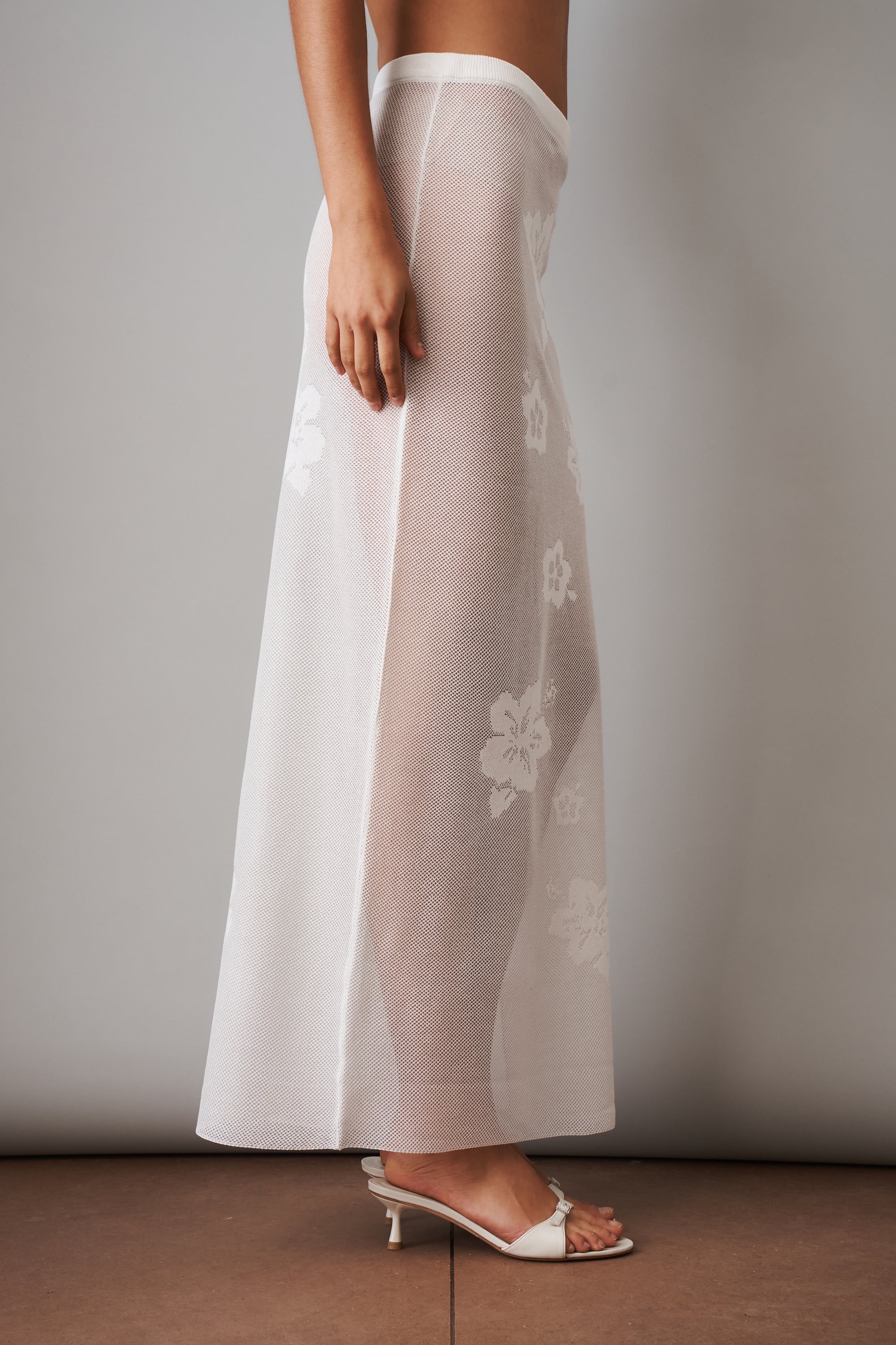 Emma Skirt White - DÉSORDRE