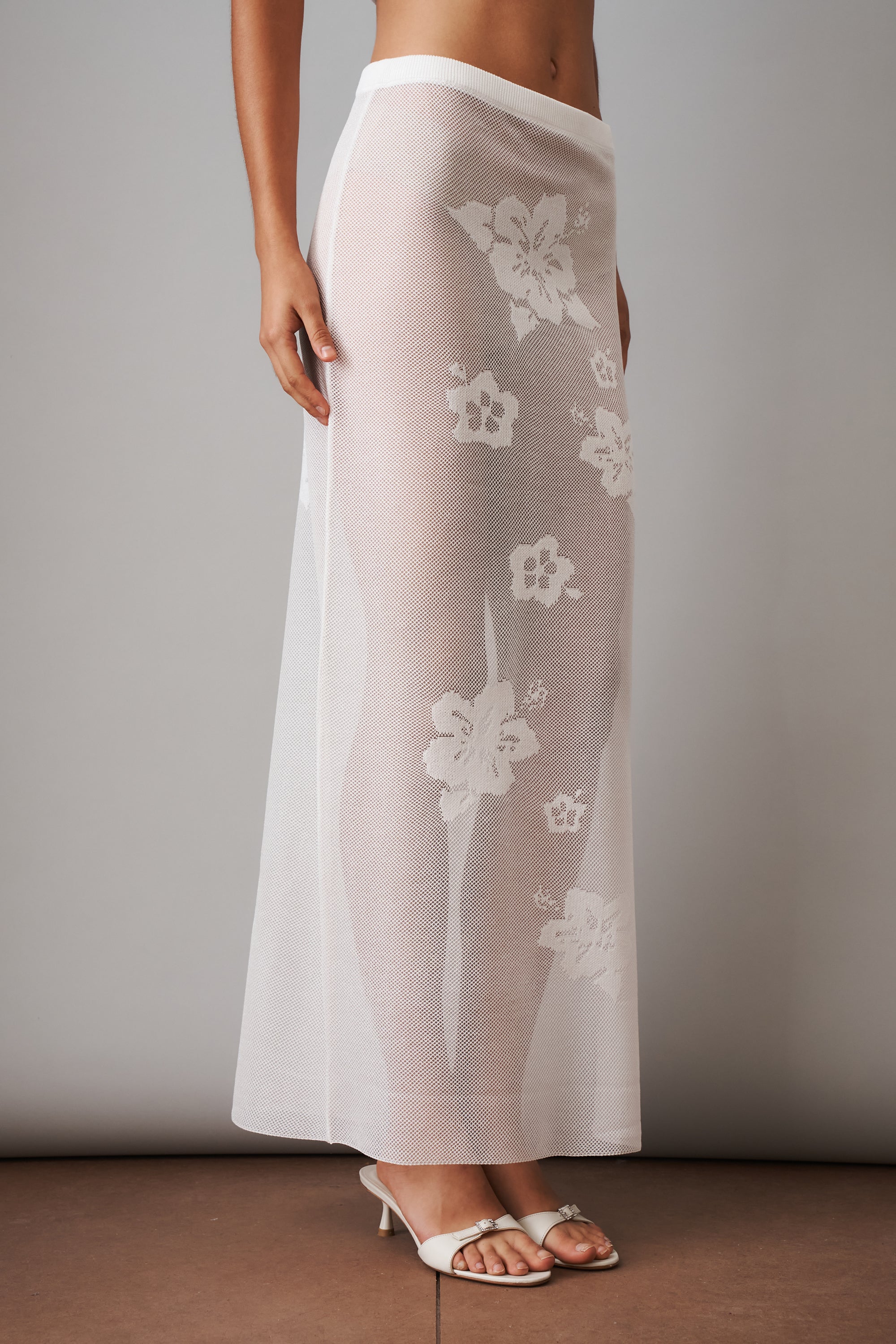 Emma Skirt White - DÉSORDRE