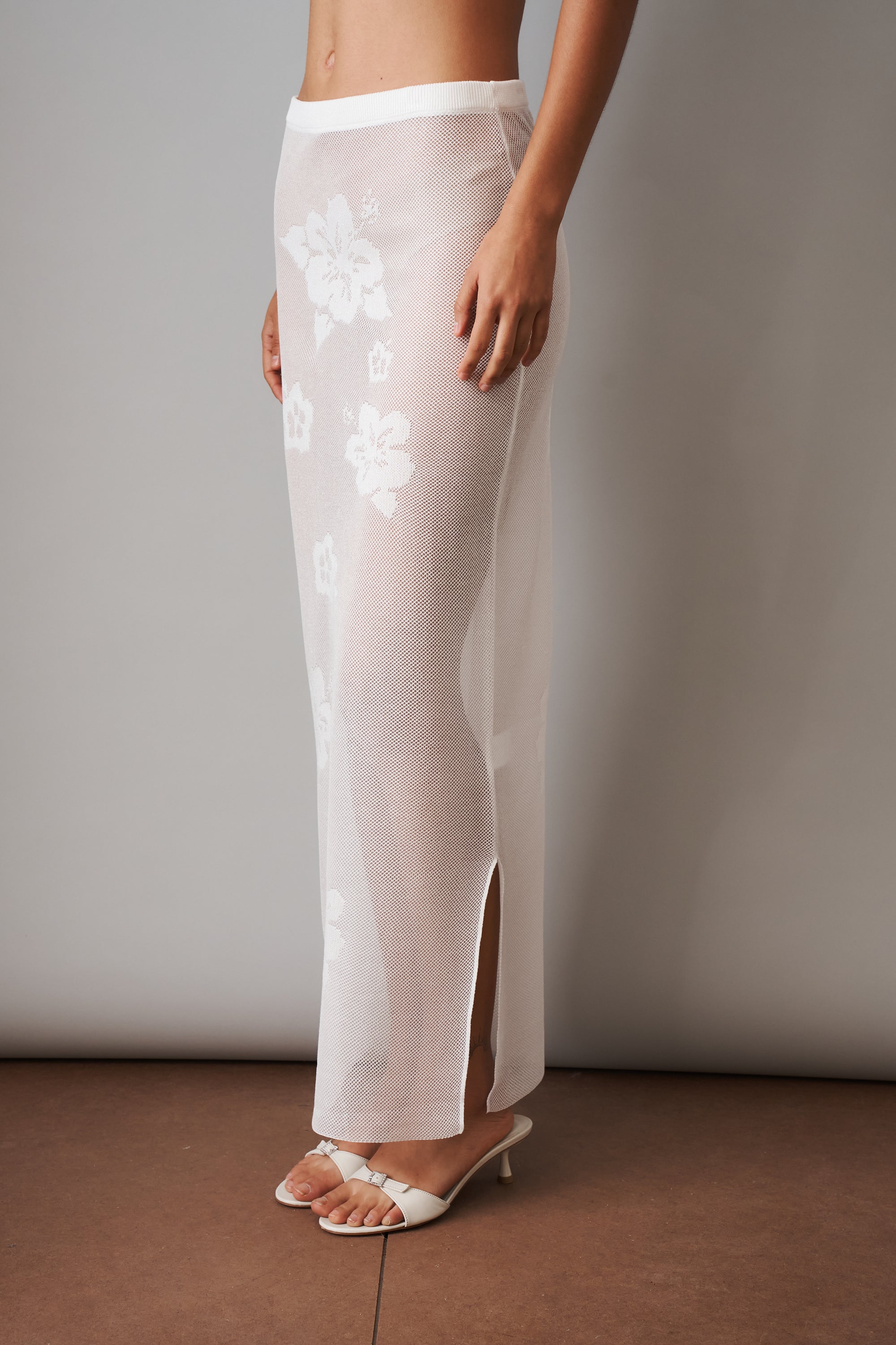 Emma Skirt White - DÉSORDRE