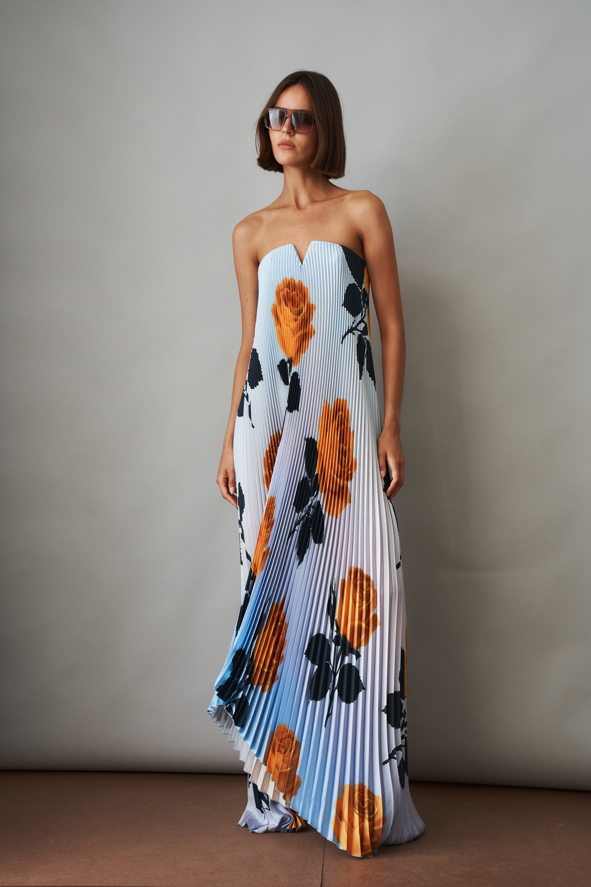 Black Tie Digital Rose Gown - DÉSORDRE