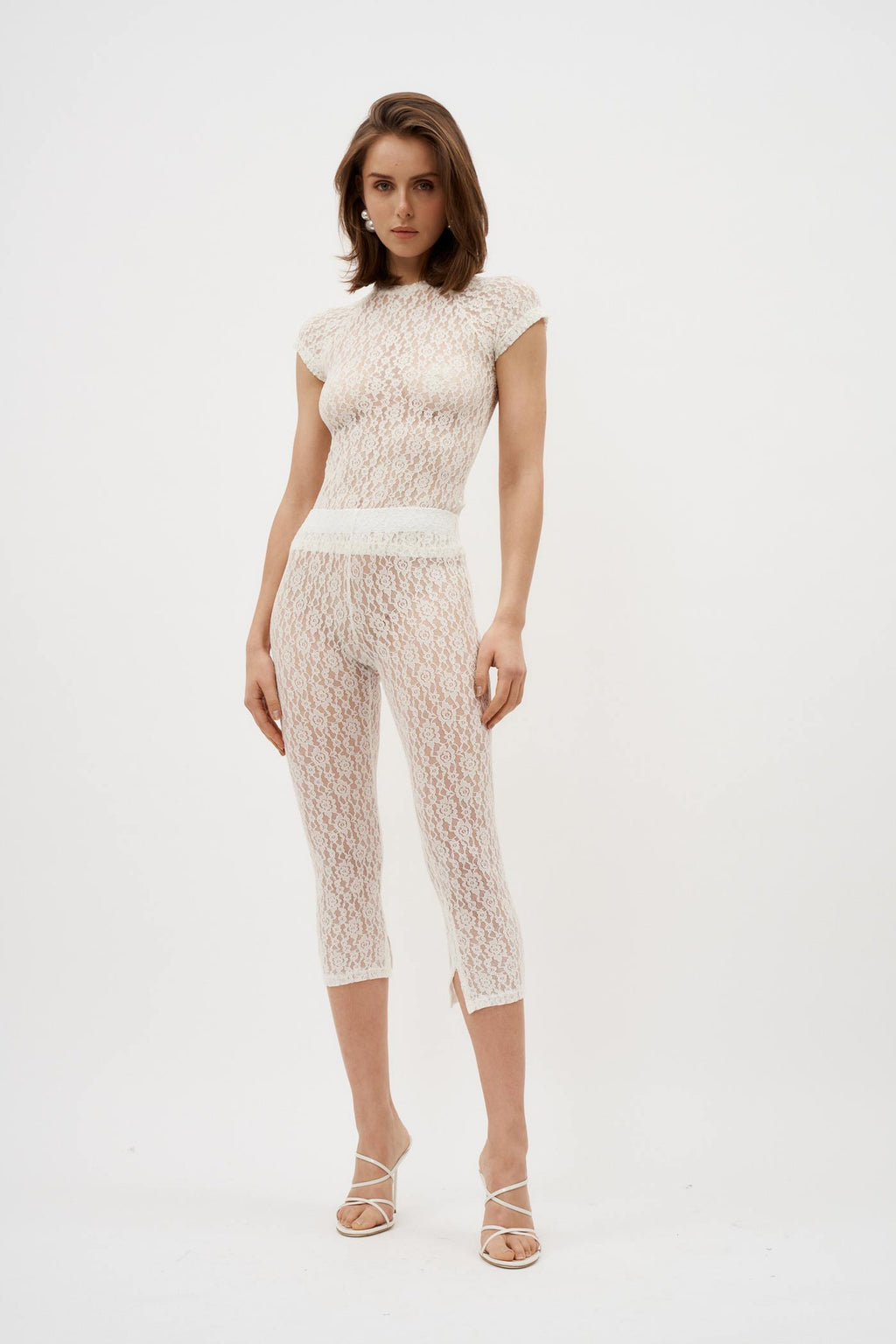 Low Rise Off White Lace Capri - Désordre Boutique