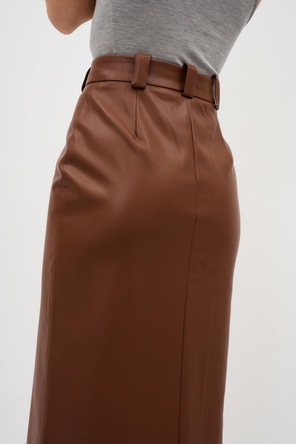 Luna Silhouette Maroon Skirt - Désordre Boutique