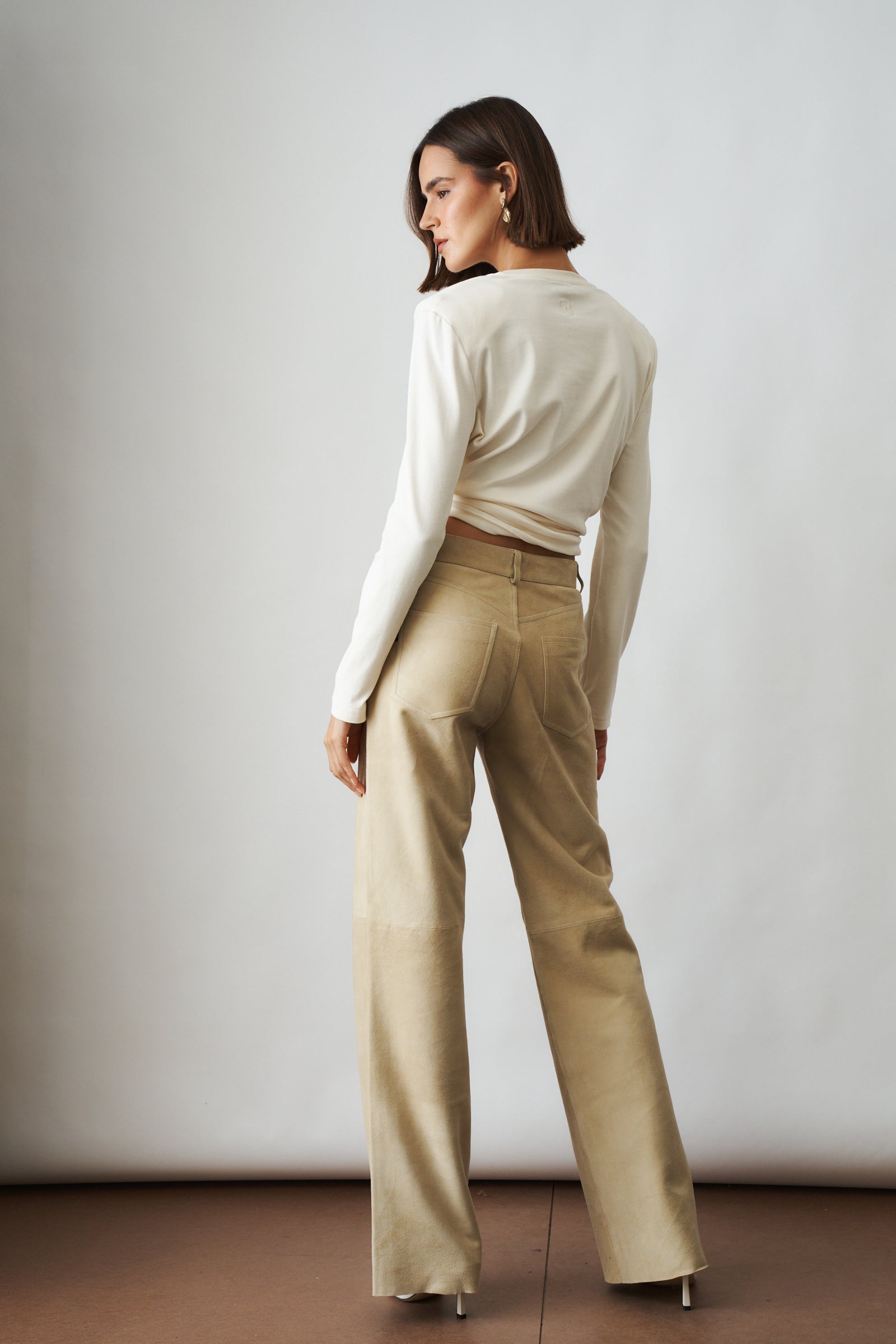 Knotted Long Sleeve Jersey Blouse in Cream - DÉSORDRE