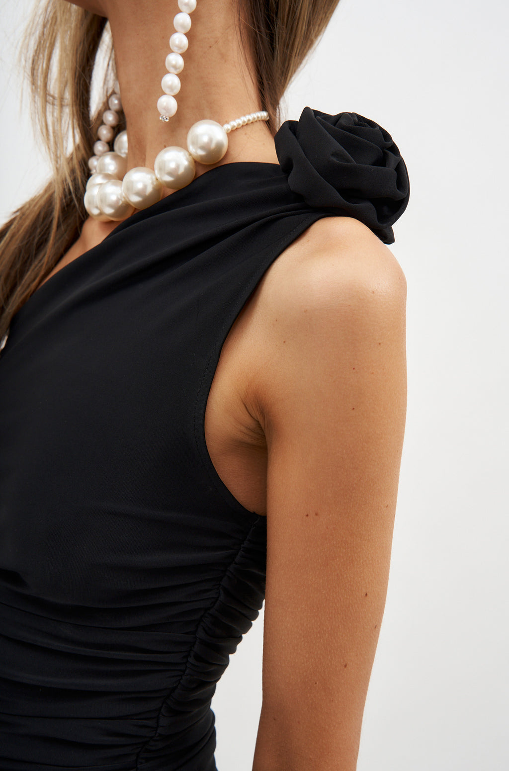 One Shoulder Black T-shirt - Désordre Boutique