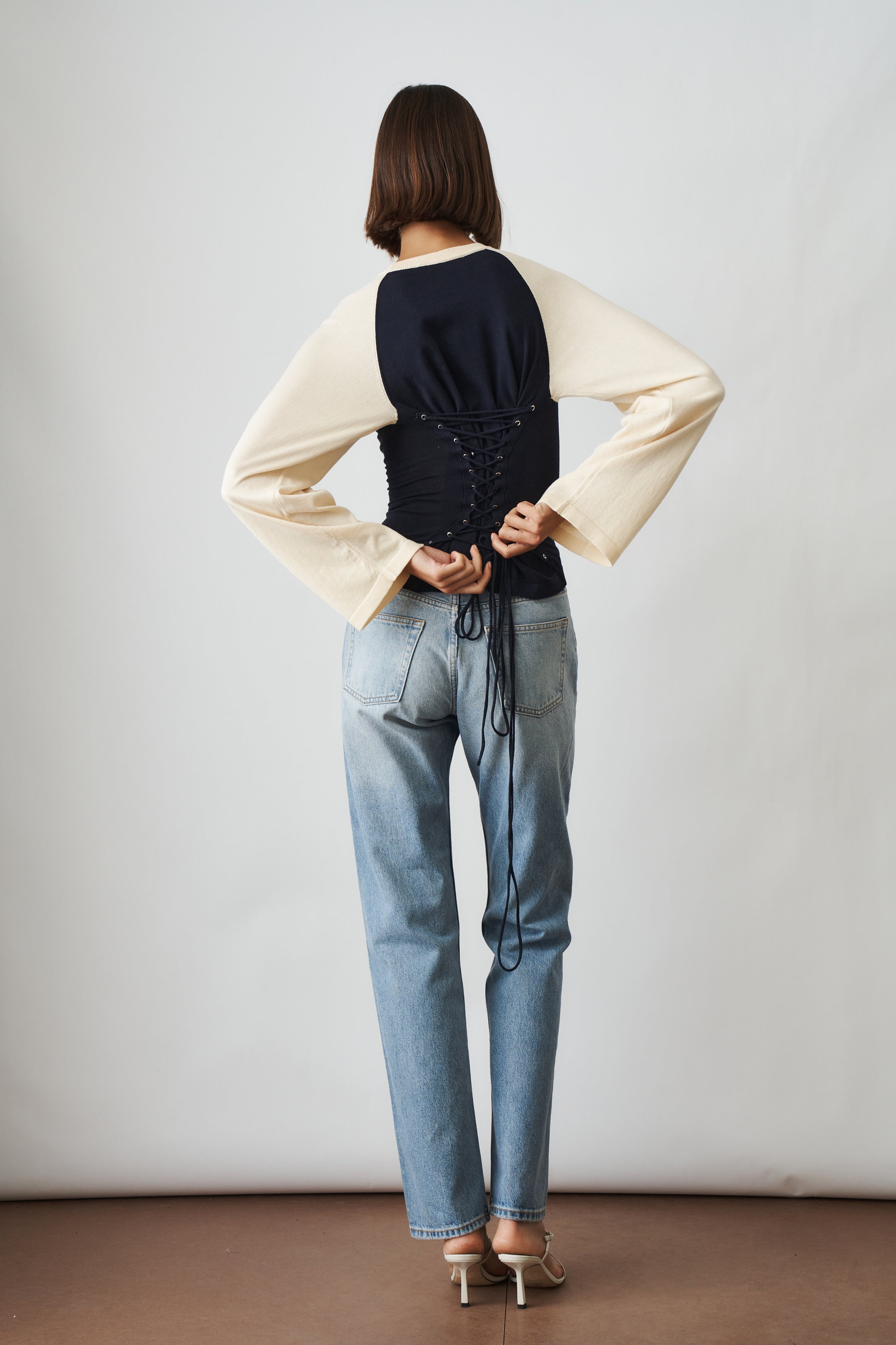Off-Season Knitted Raglan Shirt - DÉSORDRE