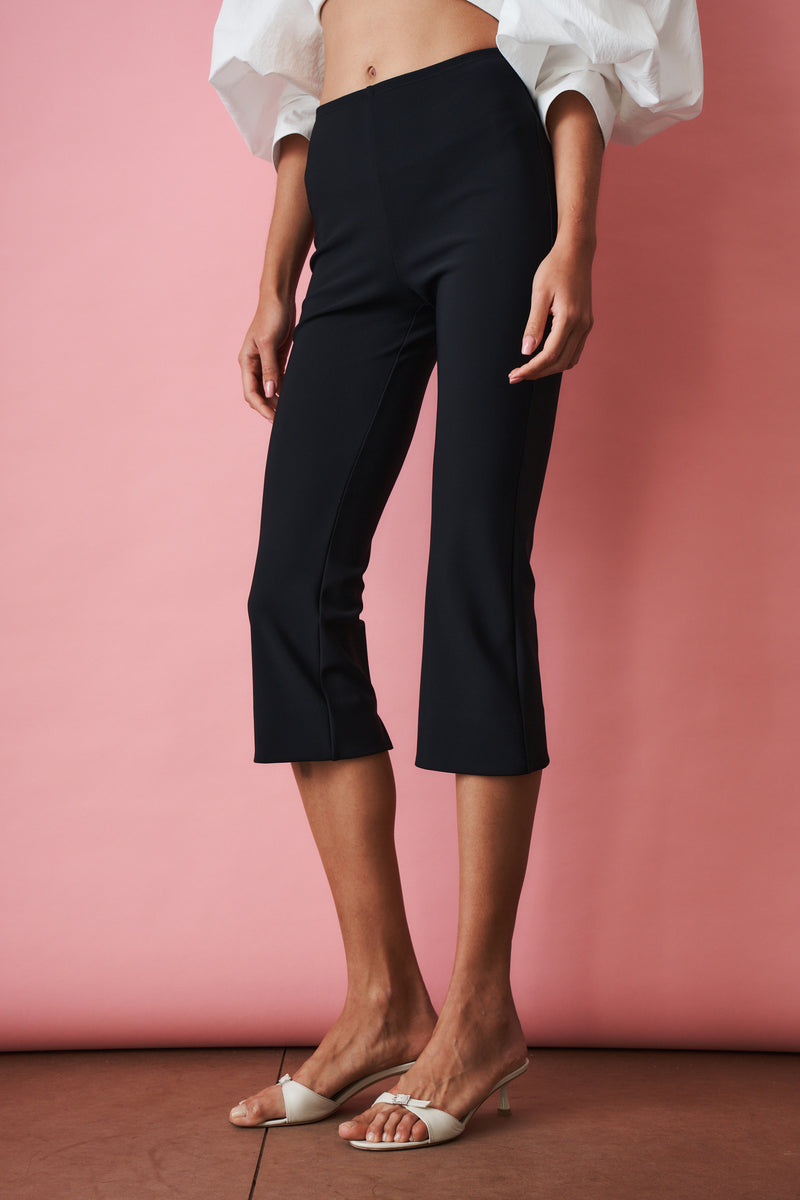 Basic Capri Knit Pant - DÉSORDRE