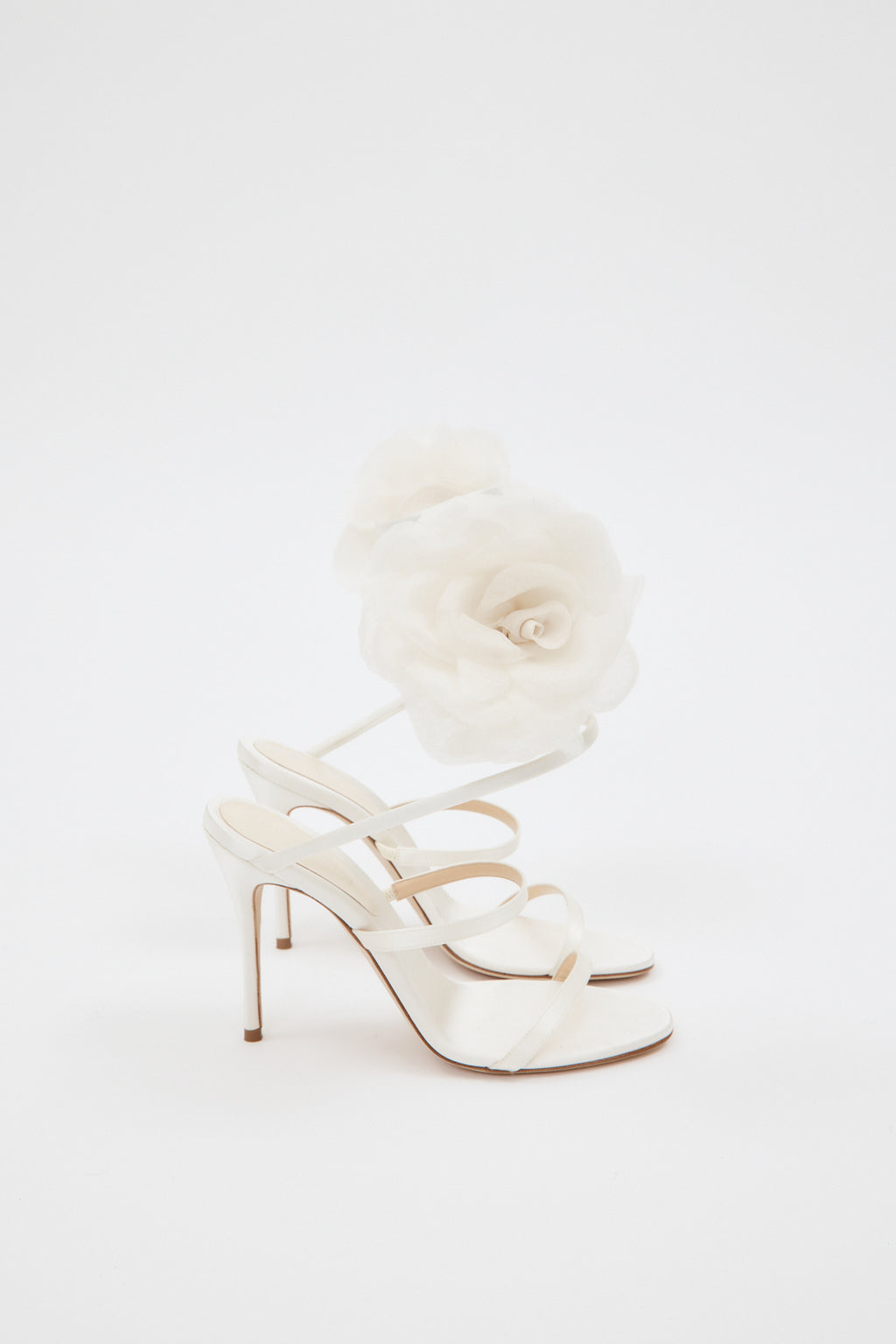 Oversized Flower Cream Spiral Sandals - Désordre Boutique