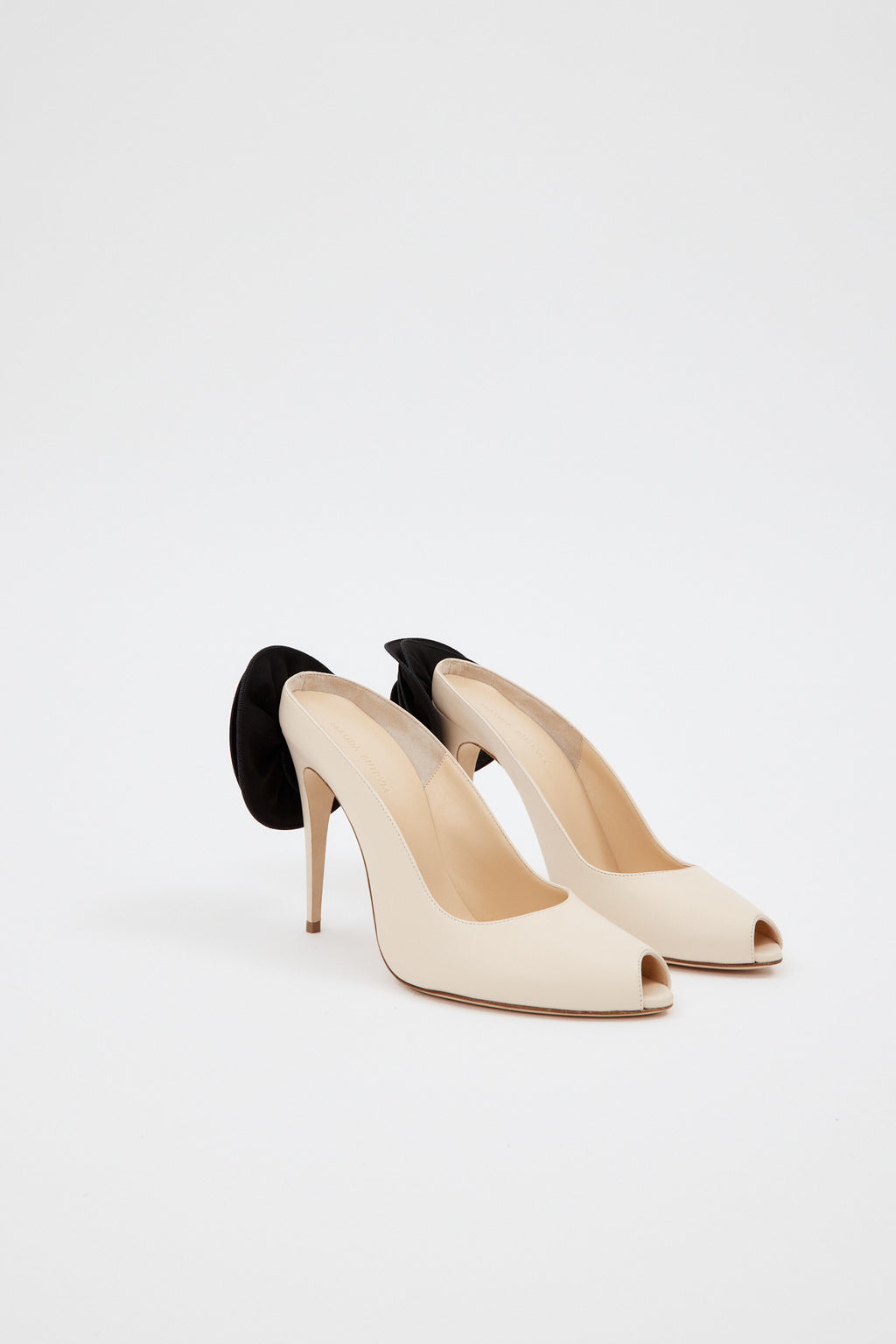 Peep Toe Black Flower Cream Leather Mules - Désordre Boutique