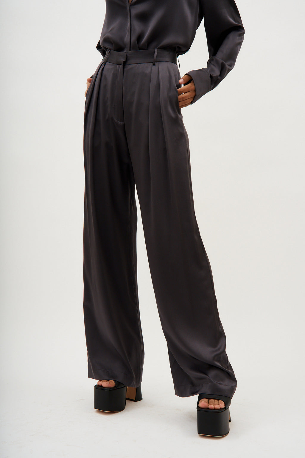 Relaxed Silk Grey Boy Pant - Désordre Boutique