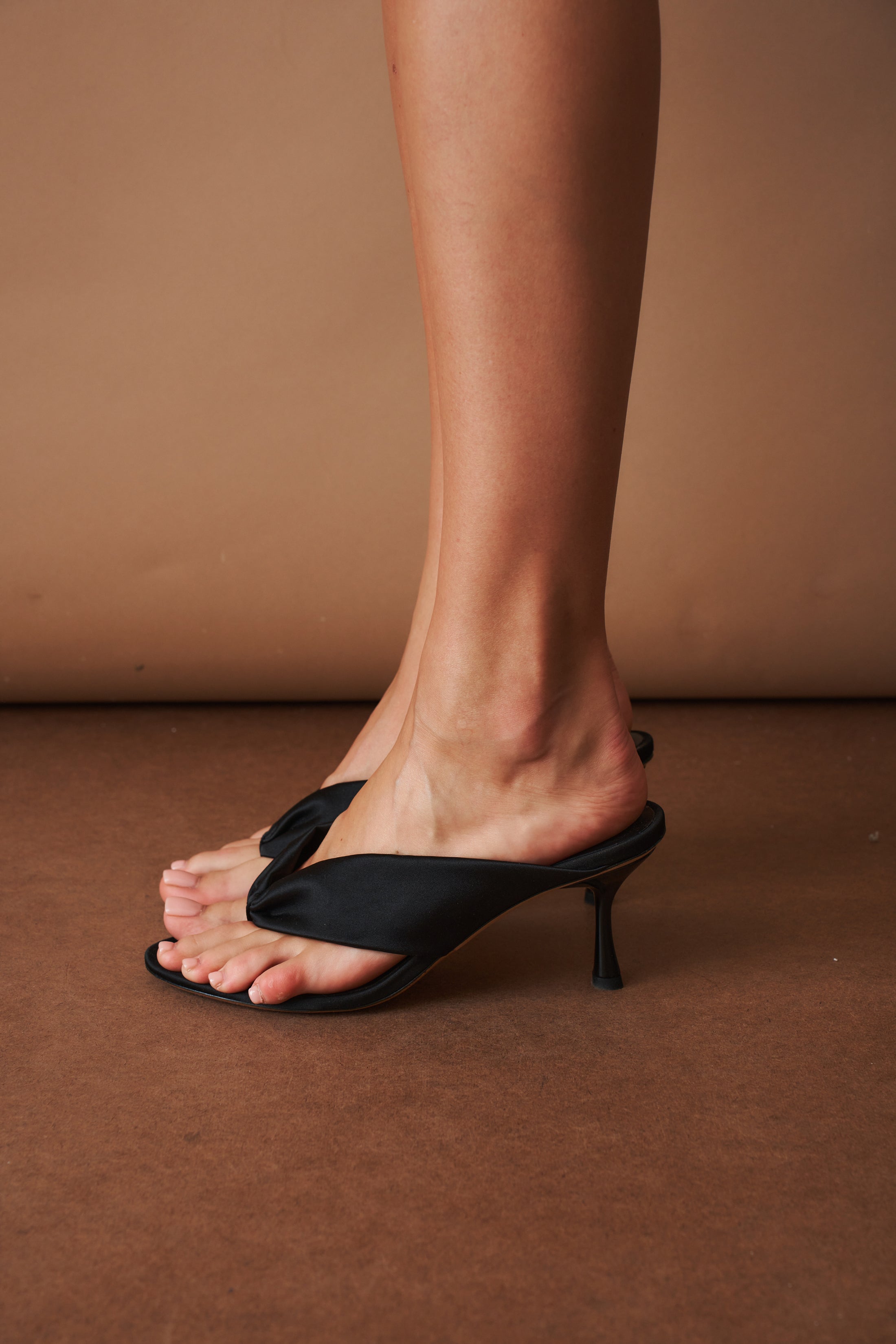 Paloma Flip Flop Black - DÉSORDRE
