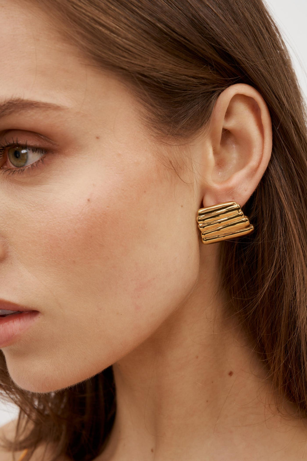 Vase Gold Earrings - Désordre Boutique