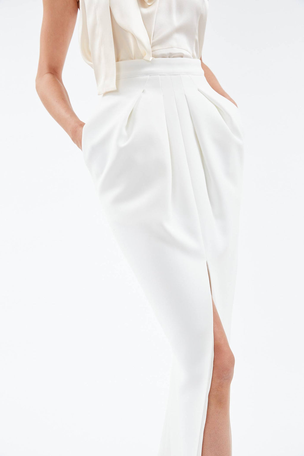 Ensemble White Skirt