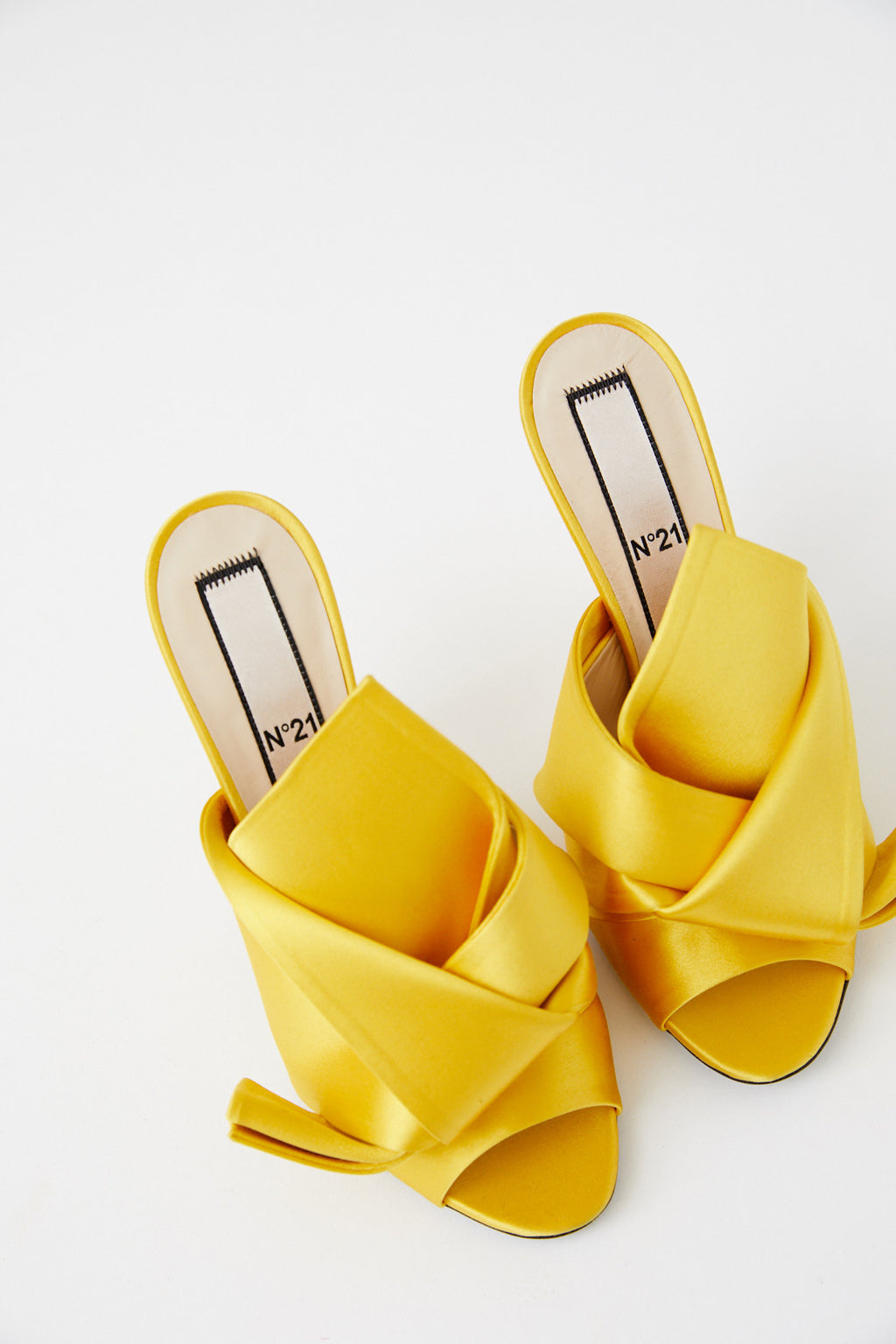 Canary Satin Knot Heel - Désordre Boutique