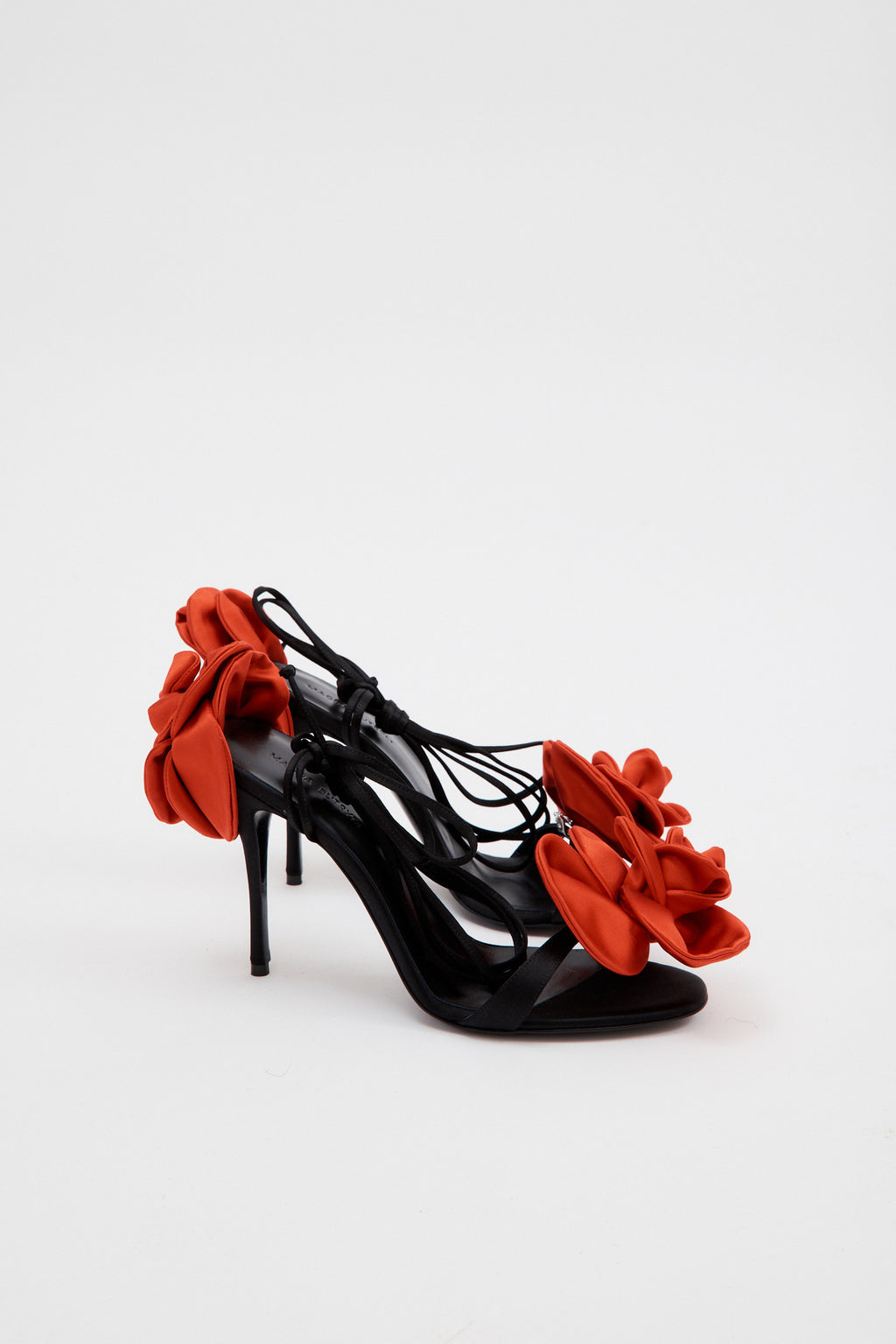 Double Flower Black Red Heel Sandals - Désordre Boutique