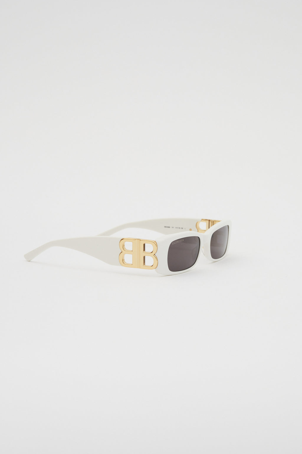 Narrow Rectangle White Sunglasses - Désordre Boutique