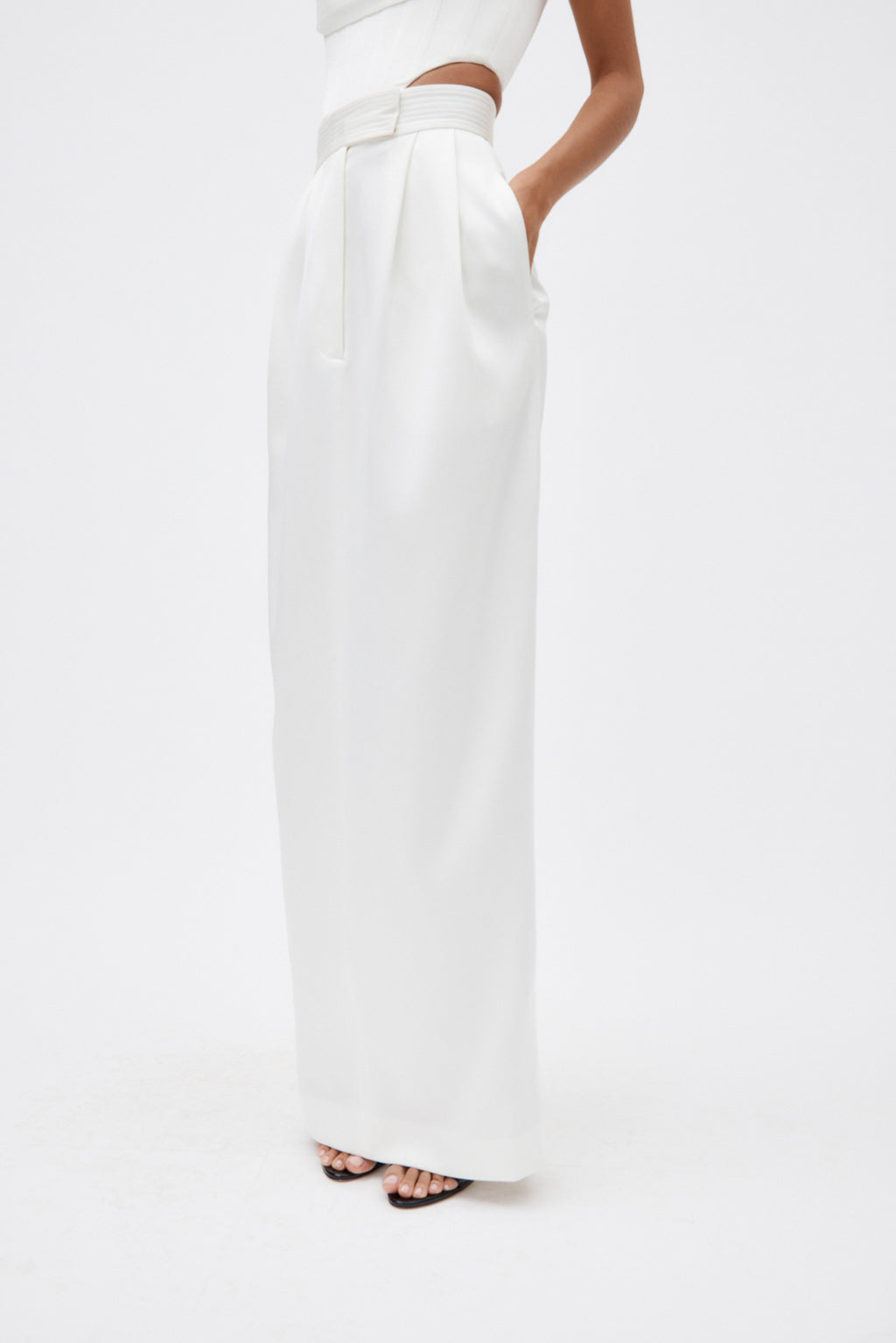 Presley White Skirt - Désordre Boutique