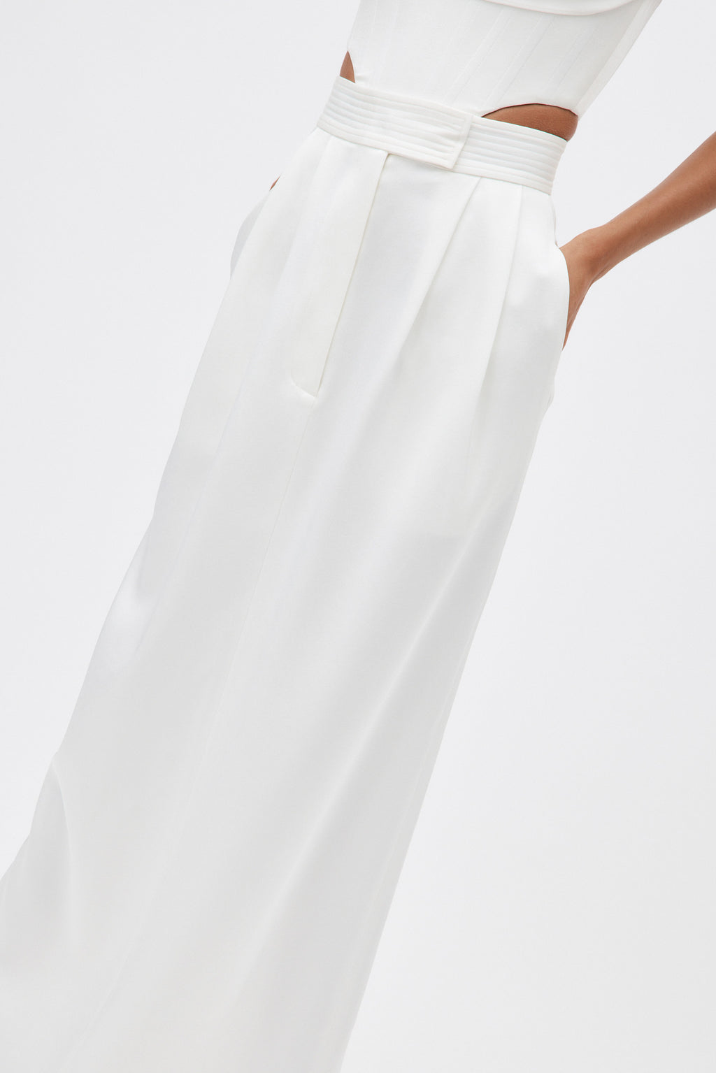 Presley White Skirt - Désordre Boutique